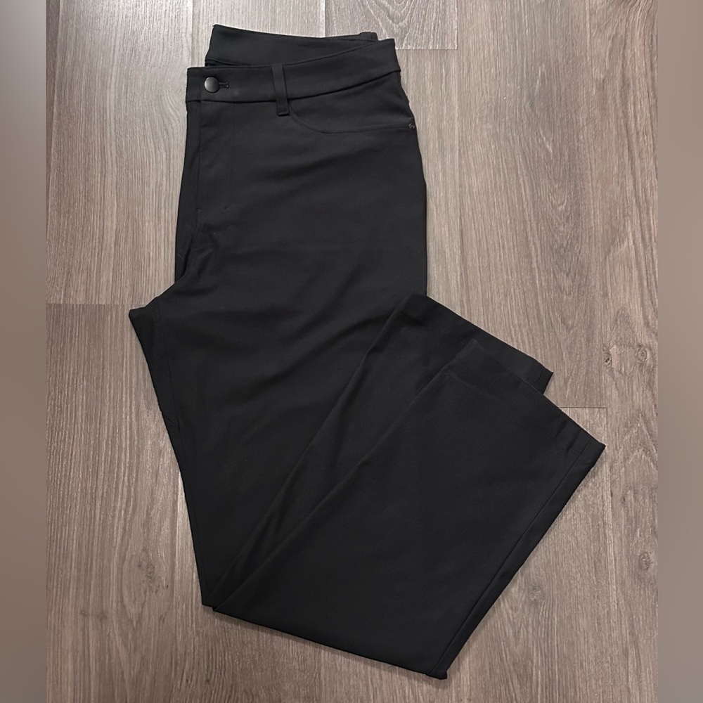Lululemon Pants - Picture 1 of 5